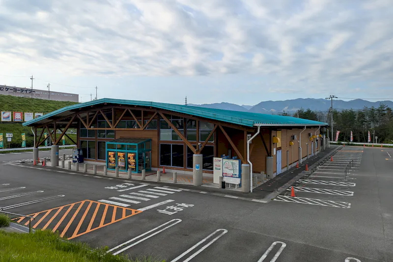 【ダイナム和歌山橋本店｜割引キャンペーン実施中】物販や喫煙具等のプロモーションイベントでの出店に最適なアミューズメント施設のイベントスペース