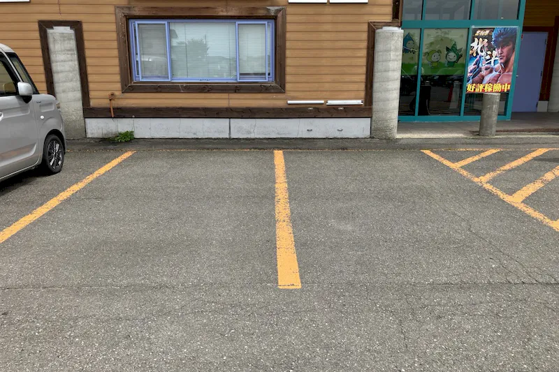 【ダイナム秋田中仙店ゆったり館｜割引キャンペーン実施中】キッチンカーの開催に最適なアミューズメント施設のイベントスペース