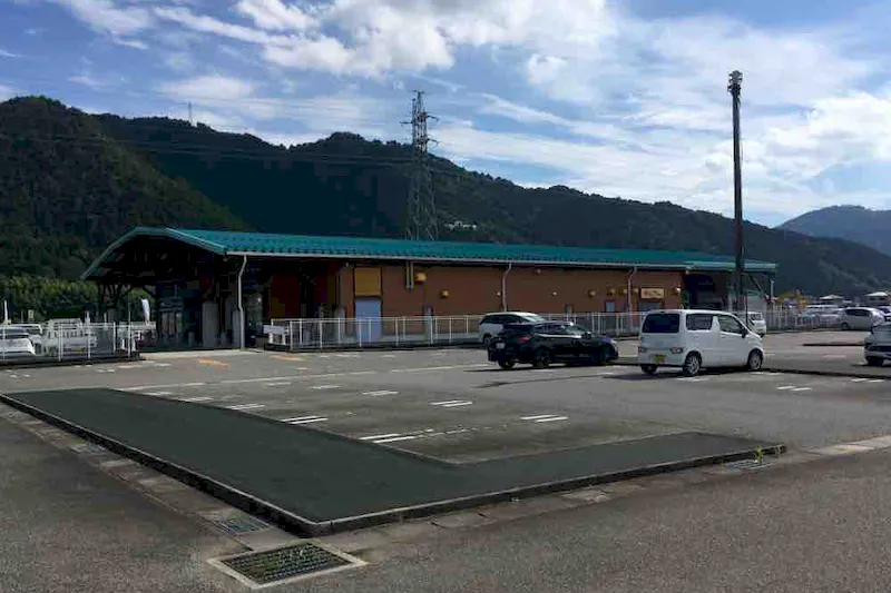 【ダイナム兵庫篠山店｜割引キャンペーン実施中】キッチンカーやプロモーションイベントの開催に最適なアミューズメント施設のイベントスペース