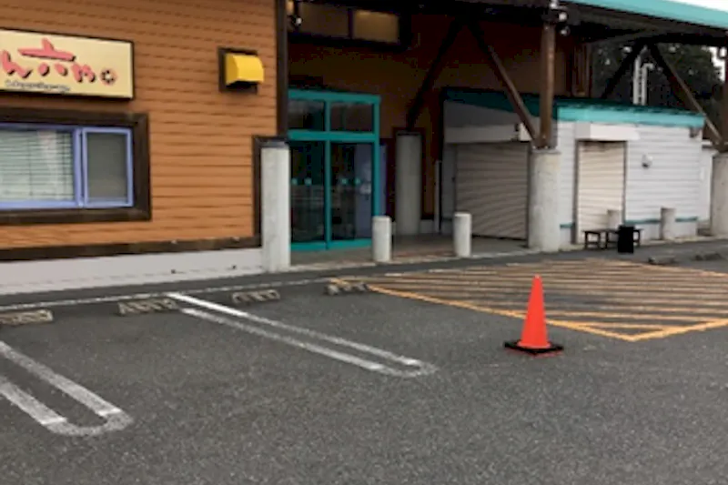 【ダイナム福岡豊前店｜割引キャンペーン実施中】キッチンカー出店やプロモーションイベントに最適なアミューズメント施設のイベントスペース