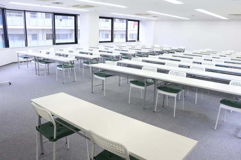 【青葉通一番町駅1分】会議やセミナーに適した100名程度収容可能なレンタルスペース