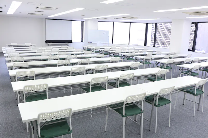 【青葉通一番町駅1分】会議やセミナーに適した100名程度収容可能なレンタルスペース