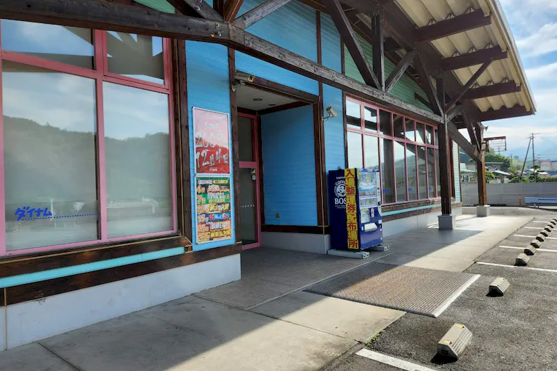 【ダイナム兵庫豊岡店ゆったり館｜割引キャンペーン実施中】キッチンカーや各種プロモーションイベントに最適なアミューズメント施設のイベントスペース