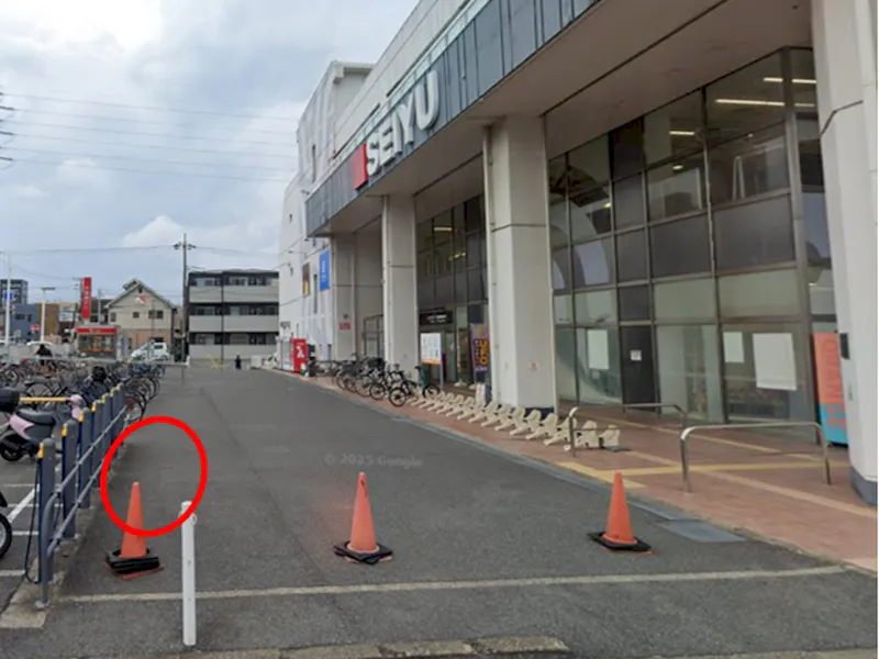 【西友　都賀店】屋外 入口付近 (屋根なし)　キッチンカーや移動販売など、物販・食物販のポップアップストアに最適な催事イベントスペースの画像1