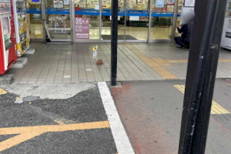 【エフマート津南】屋外通路横　販促プロモーションに最適な屋外催事イベントスペース