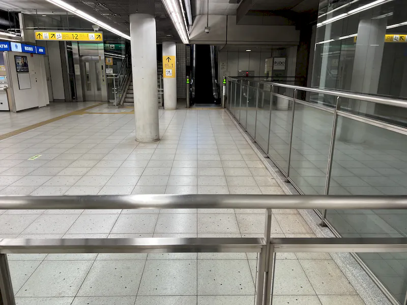 【横浜市営地下鉄グリーンライン高田駅｜割引キャンペーン実施中】各種プロモーションや物販、食物販のポップアップストアに最適な改札外すぐ横のイベントスペースの画像3