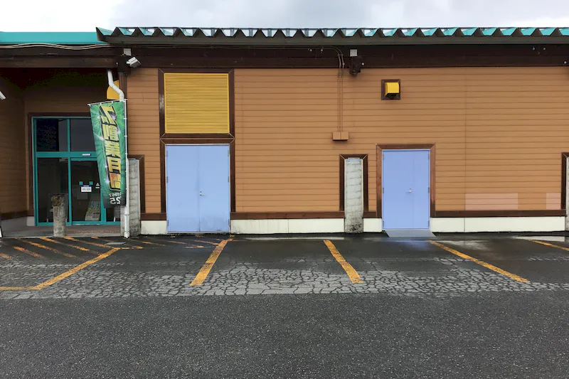 【ダイナム山形長井店｜割引キャンペーン実施中】キッチンカーに最適なアミューズメント施設のイベントスペース(広域駐車場）