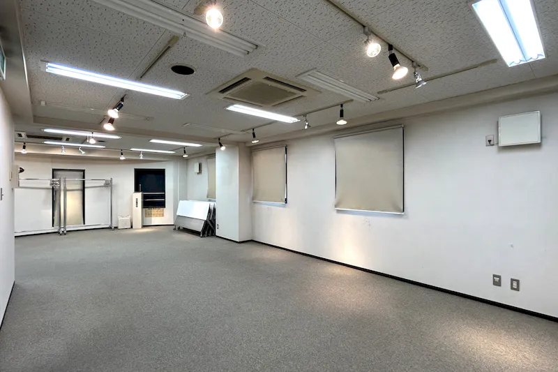 【TIME SHARING 田原町 USUI ANNEX｜田原町駅5分】企画に合わせてレイアウトを変えられる6階イベントスペース