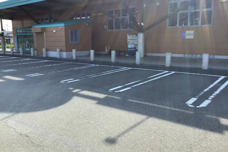 【ダイナム福島いわき錦店｜割引キャンペーン実施中】キッチンカーの開催に最適なアミューズメント施設のイベントスペース