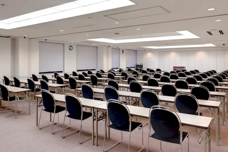【銀座駅2分】展示会や招待制販売会、セミナー利用等に適した広さを選べる会議室スペース