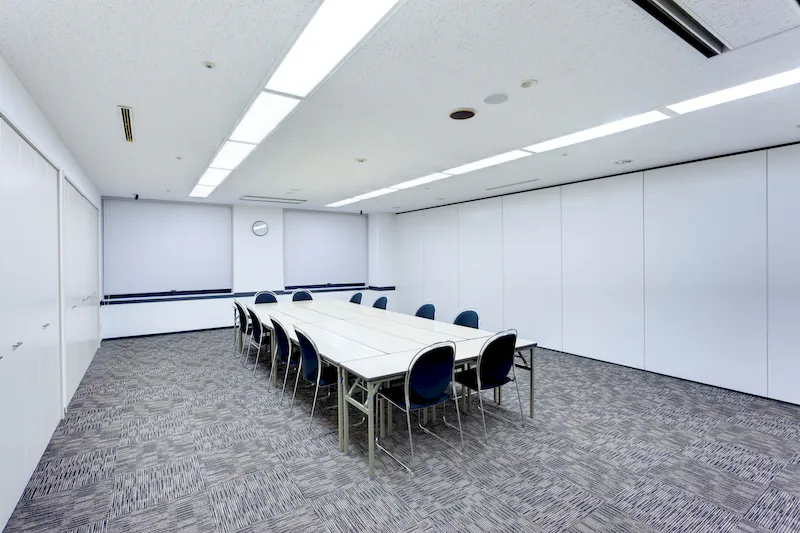 【銀座駅2分】展示会や招待制販売会、セミナー利用等に適した広さを選べる会議室スペース