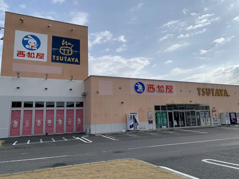 【TSUTAYA 鴨川店】物販やプロモーションの実施可能な店頭入口イベントスペースの画像3