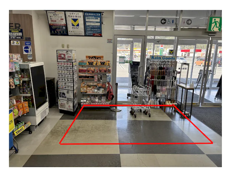 【TSUTAYA 鴨川店】物販やプロモーションの実施可能な店頭入口イベントスペースの画像2