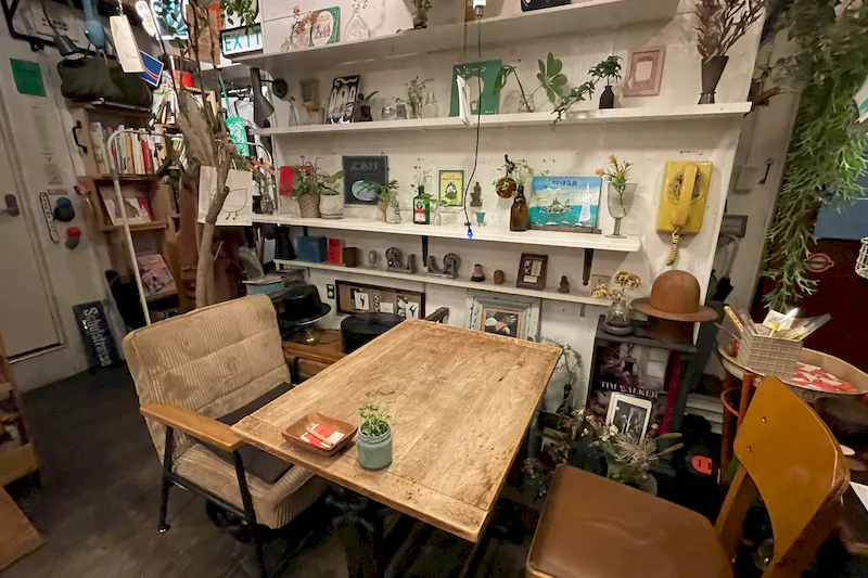 【中目黒駅10分】カフェ・レストランの短期出店や個展などアート用途、招待制のイベントに最適なアコースティック系のライブも可能なレンタルスペース