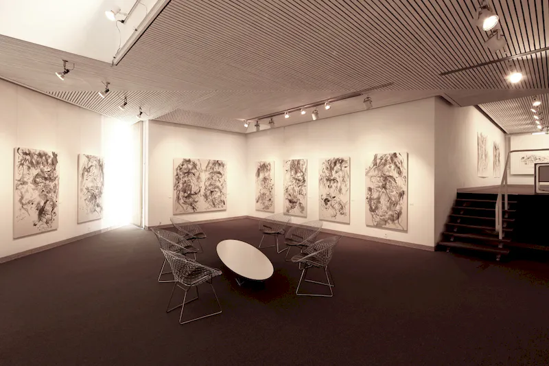 【浜町駅4分／2F】個展・グループ展等のアート展やアパレル展示会、招待制のイベント開催に最適なアクセス環境の良いギャラリースペース