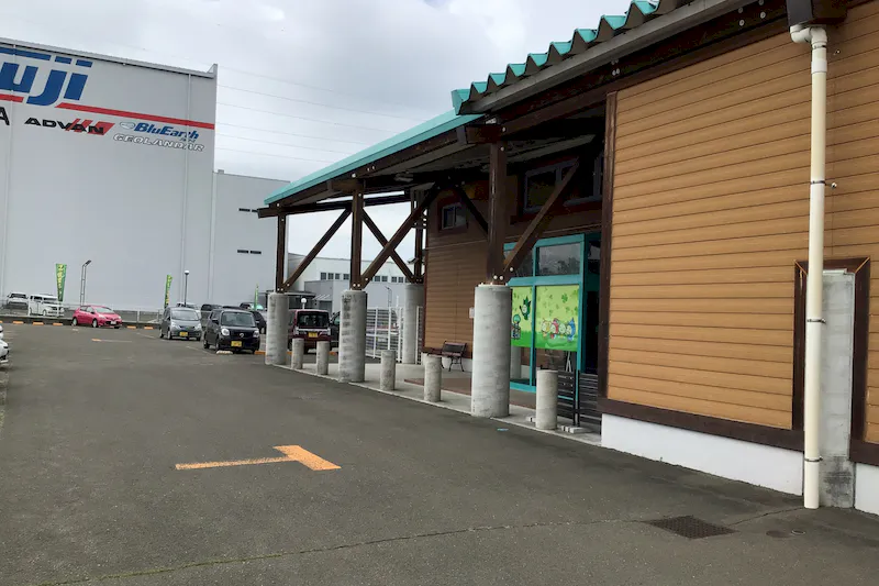 【ダイナム宮城富谷店ゆったり館｜割引キャンペーン実施中】キッチンカーやプロモーションに最適なアミューズメント施設のイベントスペース(店舗駐車場）