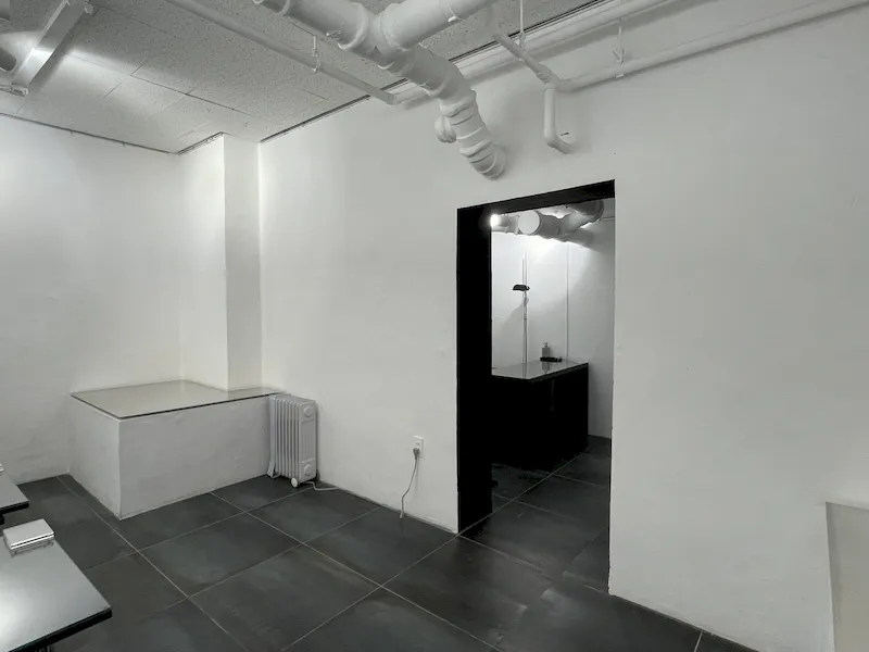 Interior02