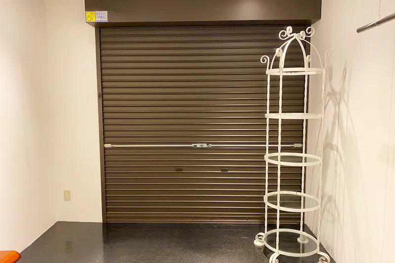 シャッターあり