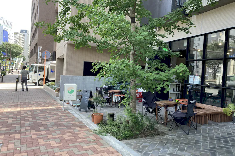 【中野坂上／東中野8分】各種ポップアップやPRイベント等に適した植物がある山手通りに面した屋外イベントスペース