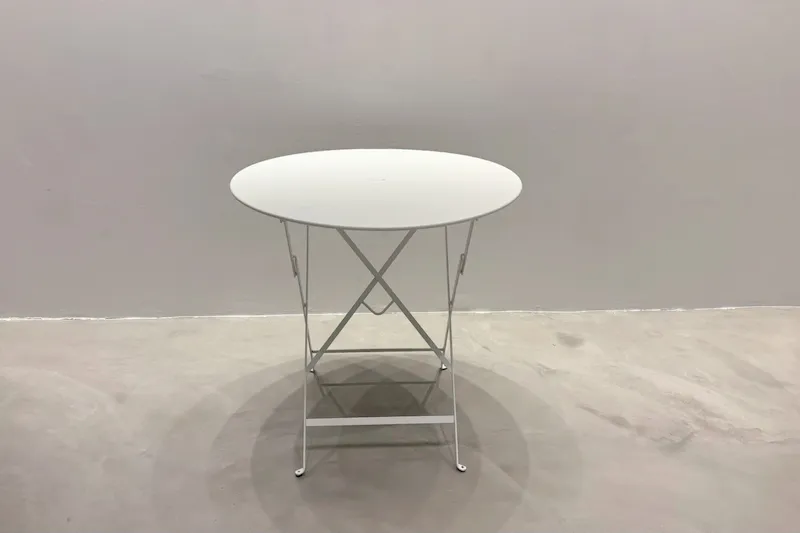 【表参道並木通りから1分／138㎡】展示会・ポップアップ・個展に最適！天井高4.7mの専用エントランスが印象的なギャラリースペース