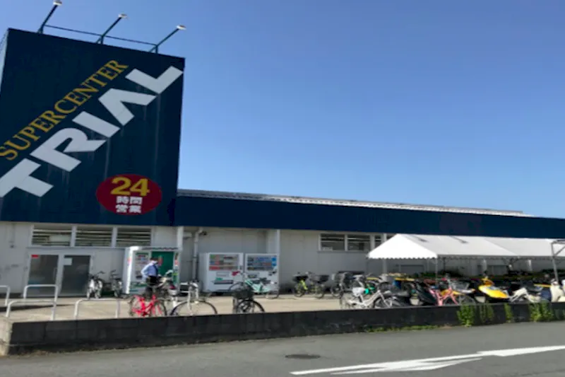 【スーパーセンタートライアル宝来店】キッチンカー（調理営業）出店限定/屋外スペース