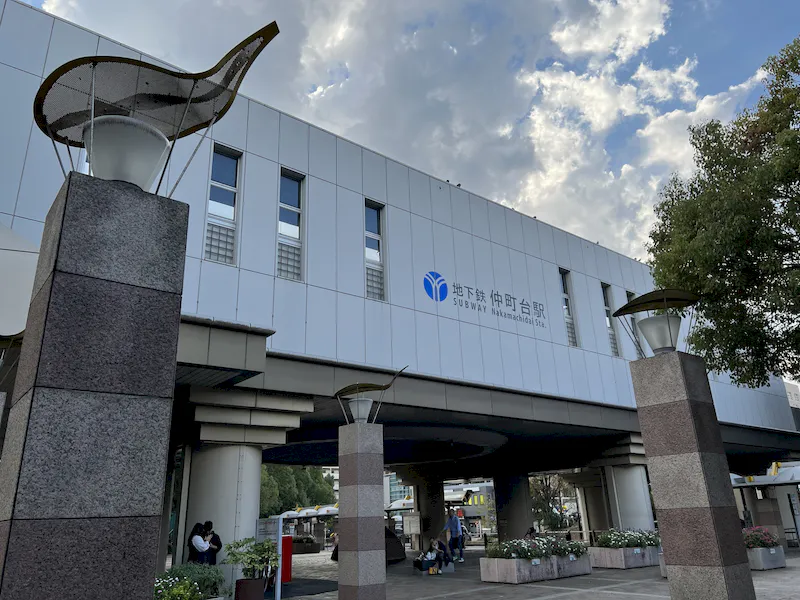 【横浜市営地下鉄ブルーライン仲町台駅】各種プロモーションや物販、サンプリングに最適なコンパクトな改札内イベントスペースの画像4