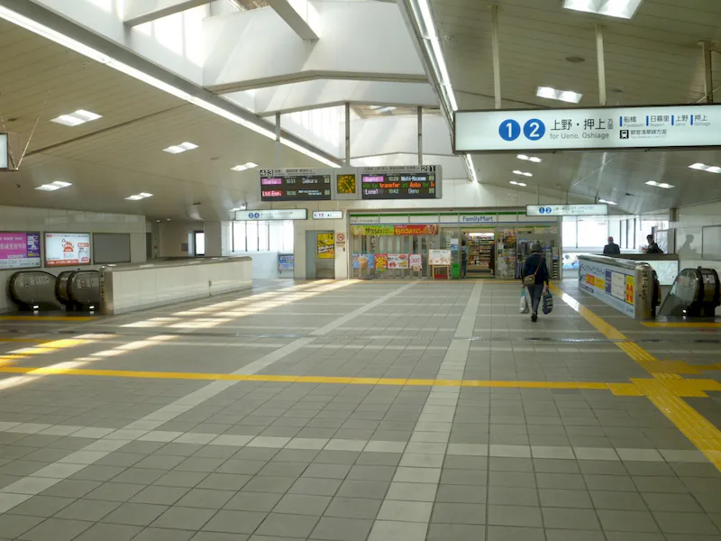 【八千代台駅】食物販やポップアップストアに最適な人の流動が多い改札前コンコースの画像3