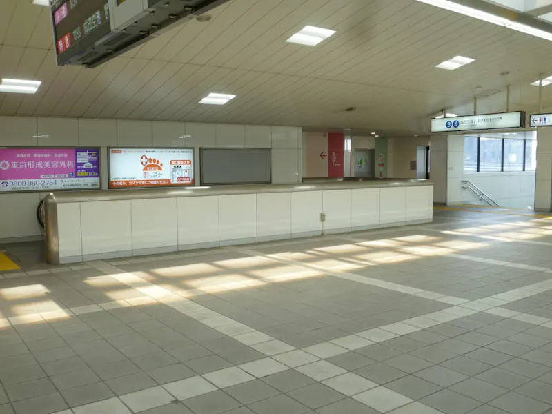 【八千代台駅】食物販やポップアップストアに最適な人の流動が多い改札前コンコースの画像2