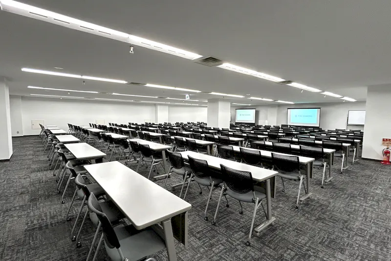 【TIME SHARING 虎ノ門PFビル B1F｜虎ノ門ヒルズ駅3分】174名着席のイベントスペース