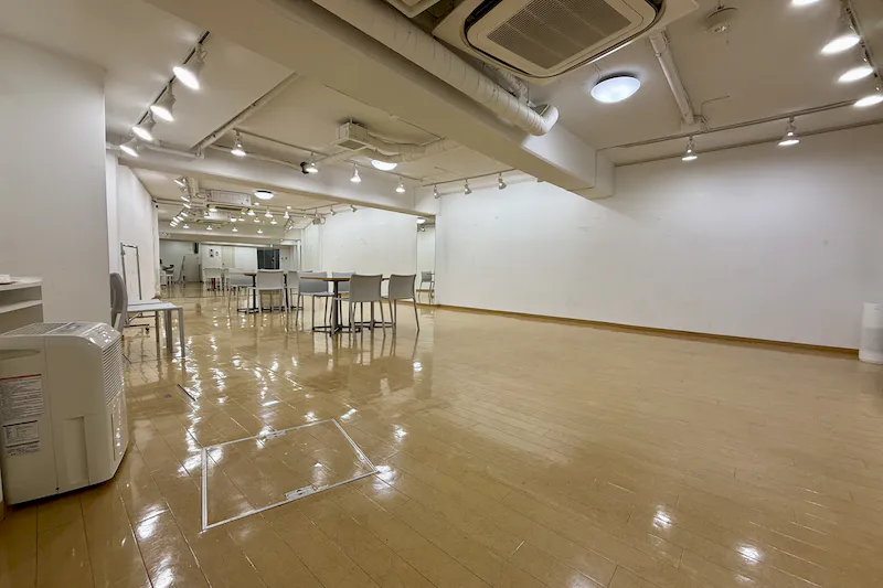 【レンタルスペースさくら 原宿B1｜原宿駅5分】アパレル展示会などに適したレンタルスペース（B1）