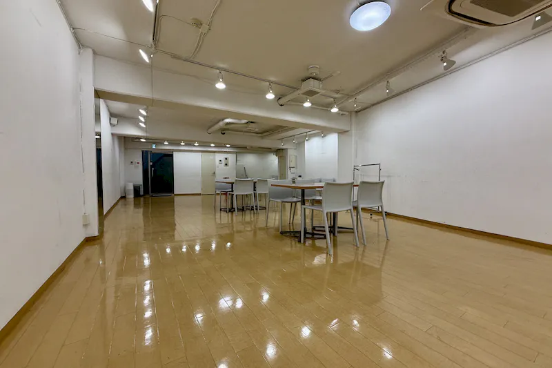 【レンタルスペースさくら 原宿B1｜原宿駅5分】アパレル展示会などに適したレンタルスペース（B1）