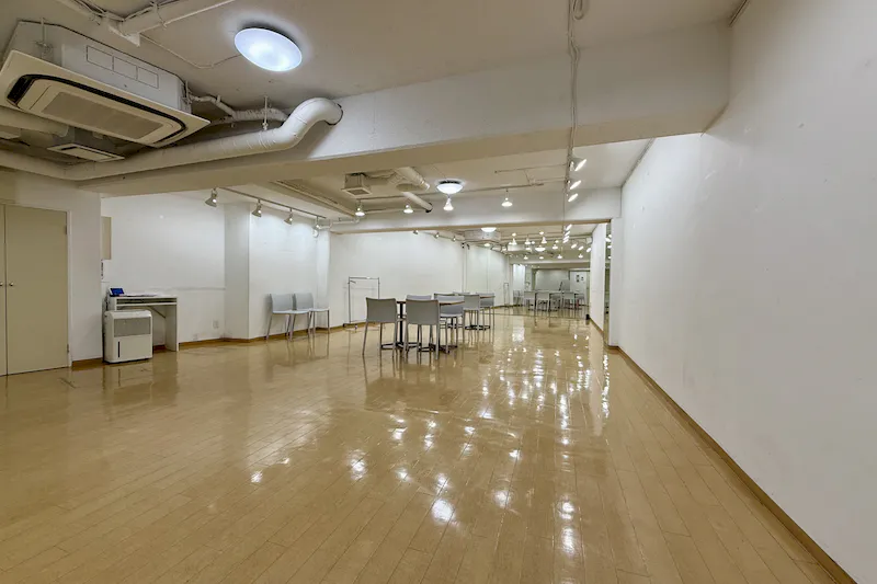 【レンタルスペースさくら 原宿B1｜原宿駅5分】アパレル展示会などに適したレンタルスペース（B1）