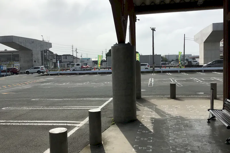 【ダイナム松阪店｜割引キャンペーン実施中】キッチンカー出店やプロモーションイベントに最適なアミューズメント施設の駐車場スペース