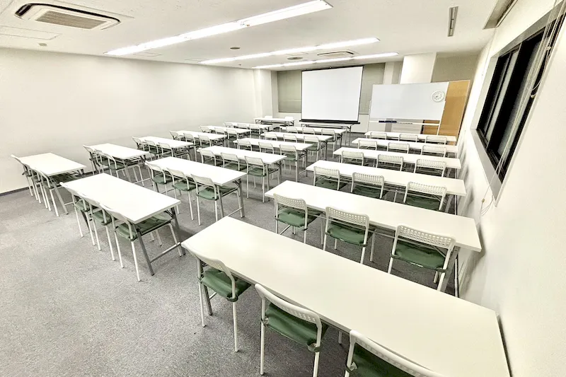 【青葉通一番町駅1分】招待制の製品PR会や受注販売会に適した50名程度収容可能なレンタルスペース