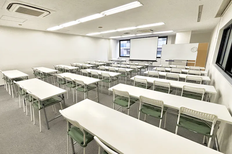 【青葉通一番町駅1分】招待制の製品PR会や受注販売会に適した50名程度収容可能なレンタルスペース