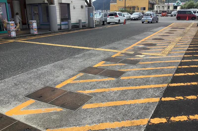 【ダイナム高知須崎店｜割引キャンペーン実施中】キッチンカーやプロモーションに最適なアミューズメント施設のイベントスペース(店舗駐車場）