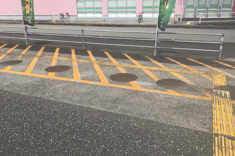 【ダイナム高知須崎店｜割引キャンペーン実施中】キッチンカーやプロモーションに最適なアミューズメント施設のイベントスペース(店舗駐車場）