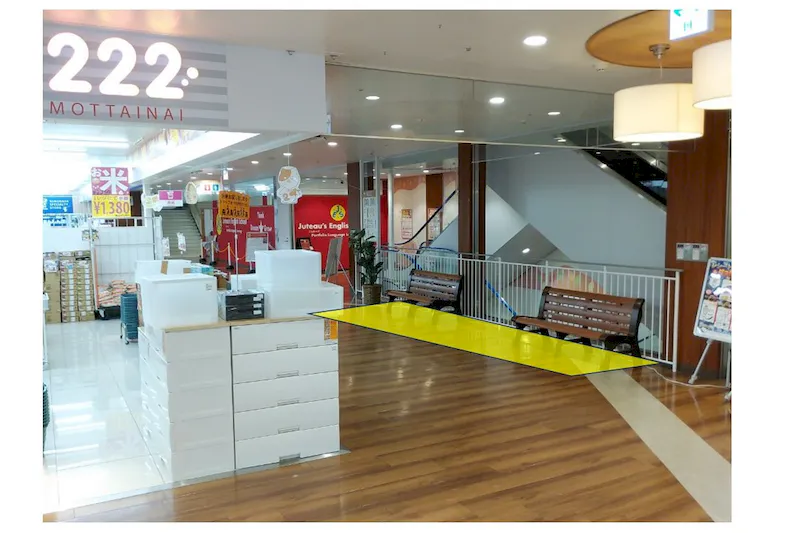 【ままともプラザ町田】小規模ポップアップやプロモーションイベントに最適な施設2Fにあるエスカレーター横のイベントスペース