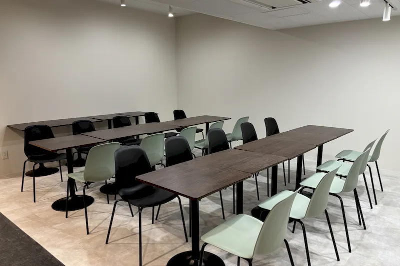【戸田駅3分】ConecTodaさぼり場2号店！展示会やワークショップに最適！白壁でシンプルなイベントスペース