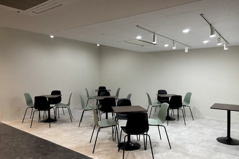 【戸田駅3分】ConecTodaさぼり場2号店！展示会やワークショップに最適！白壁でシンプルなイベントスペース