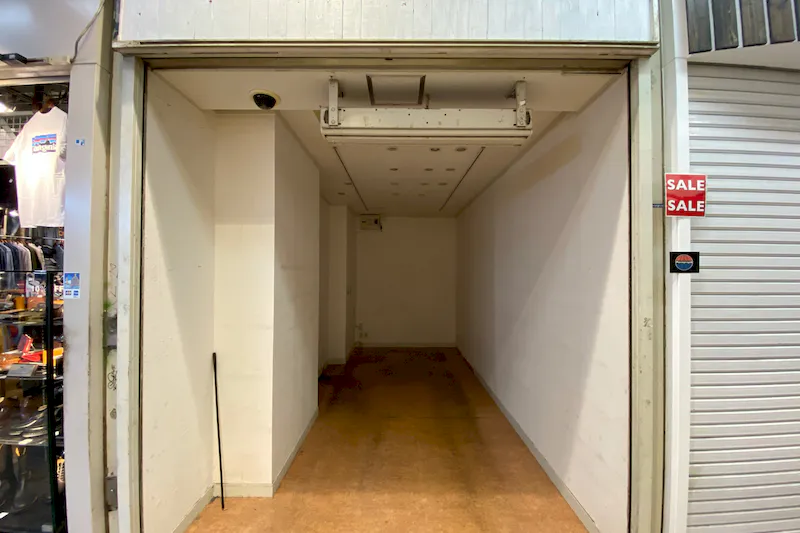 【三宮高架商店街 ピアザkobe 山側No.50】ポップアップストアや販売促進イベントに最適な高架下商店街内のイベントスペース