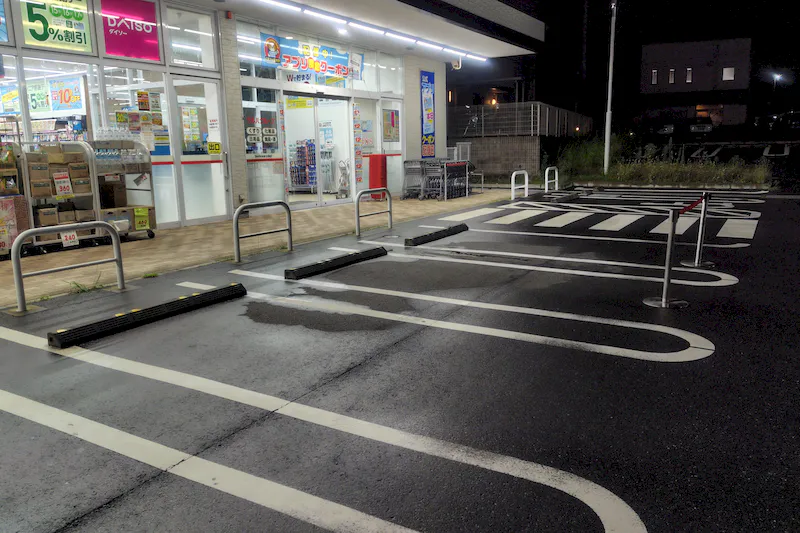 【くすりの福太郎千葉桜木店】キッチンカーや各種物販、PRイベントに最適なドラッグストア敷地内にあるスペース
