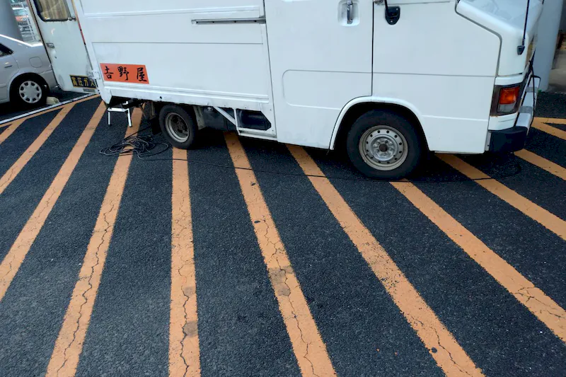 【ダイナム佐世保店ゆったり館｜割引キャンペーン実施中】キッチンカー出店やプロモーションイベントに最適なアミューズメント施設のイベントスペース