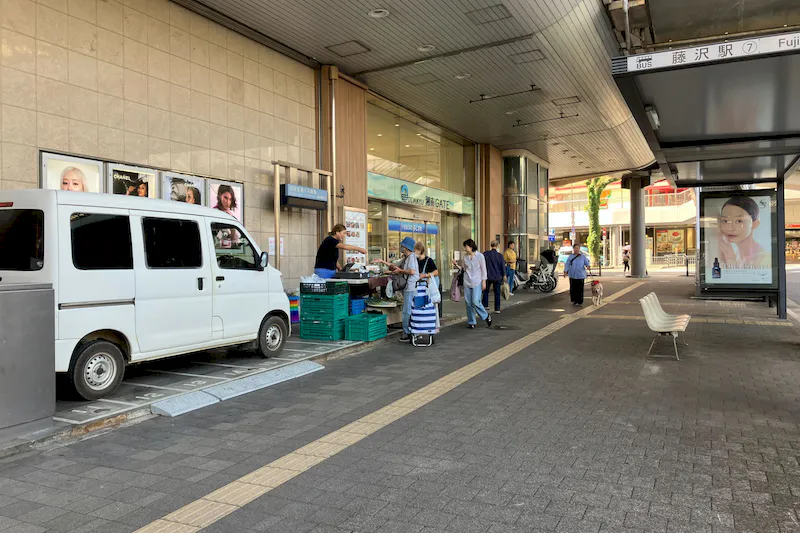 【ODAKYU 湘南 GATE】ODAKYU 湘南 GATE１F　エントランス横