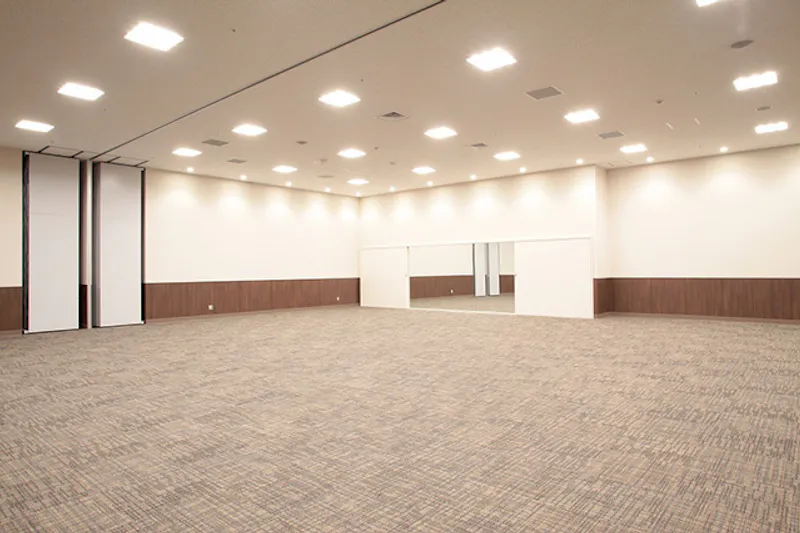 【イオンモール東員】2階 イオンホールＢ