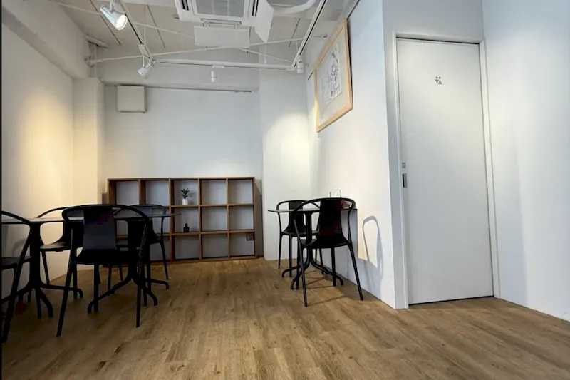【代々木公園駅6分】ポップアップストアや展示会に最適！奥渋エリアの商店街「神山商店会」ど真ん中にある路面ギャラリースペース