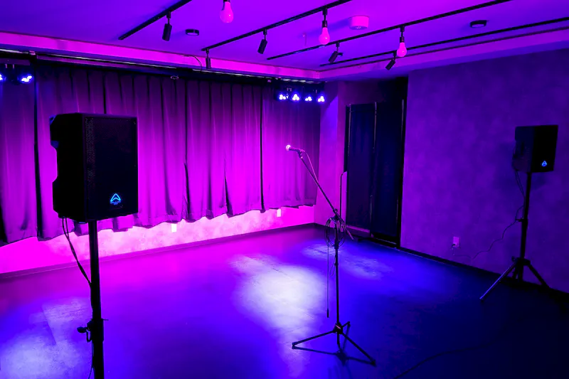 【なんば駅4分】クローズドイベントに最適な楽器の演奏ができる音響照明ありイベントスペース