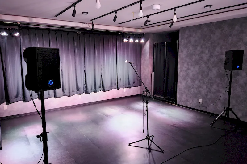 【なんば駅4分】クローズドイベントに最適な楽器の演奏ができる音響照明ありイベントスペース