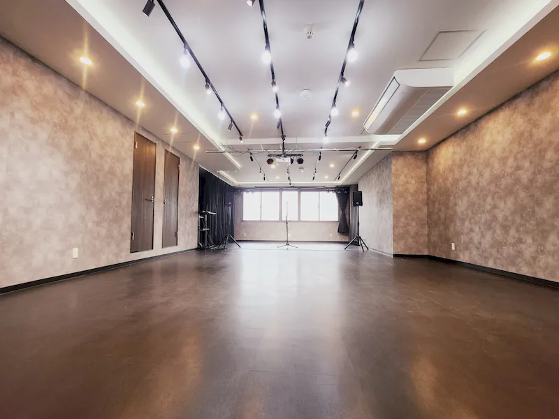 【なんば駅4分】クローズドイベントに最適な楽器の演奏ができる音響照明ありイベントスペースの画像2