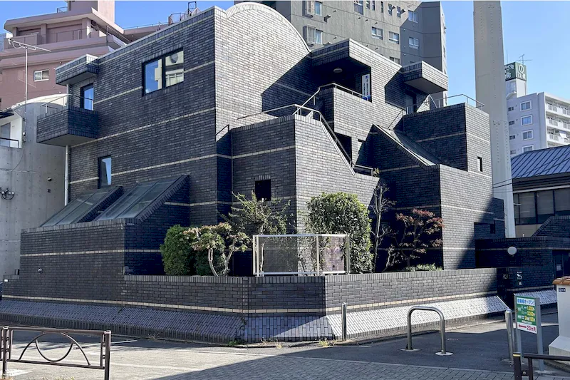 【金町駅4分】中庭がある延床300㎡のヴィンテージマンションのギャラリー＆スタジオ｜展示会やギャラリーに最適